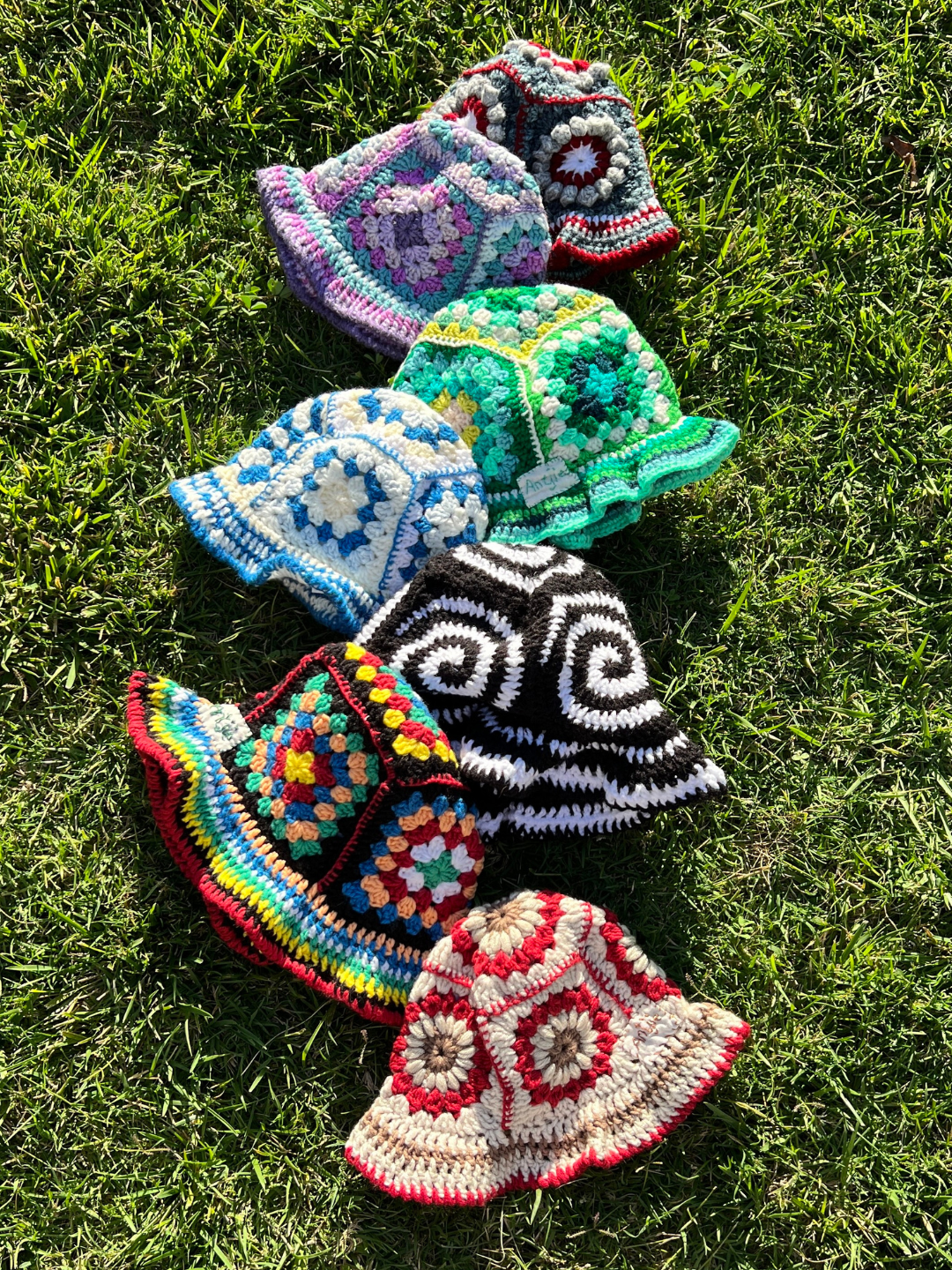 HAND-CROCHETED BUCKET HAT - 2-4Y