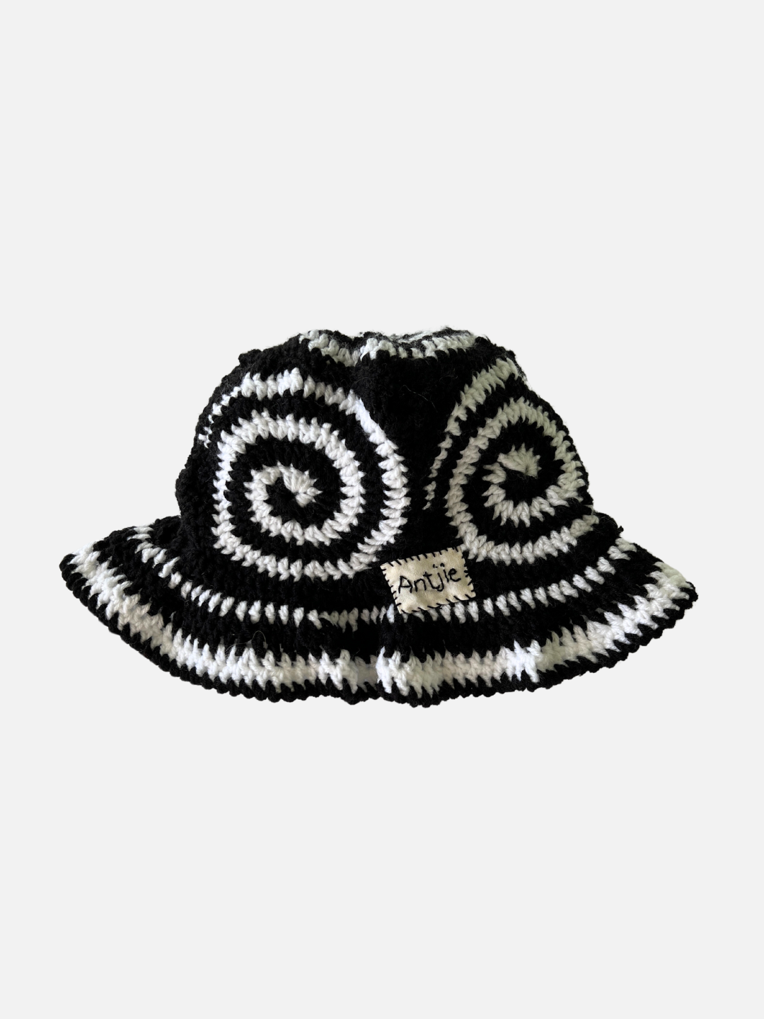 HAND-CROCHETED BUCKET HAT - 5-8Y