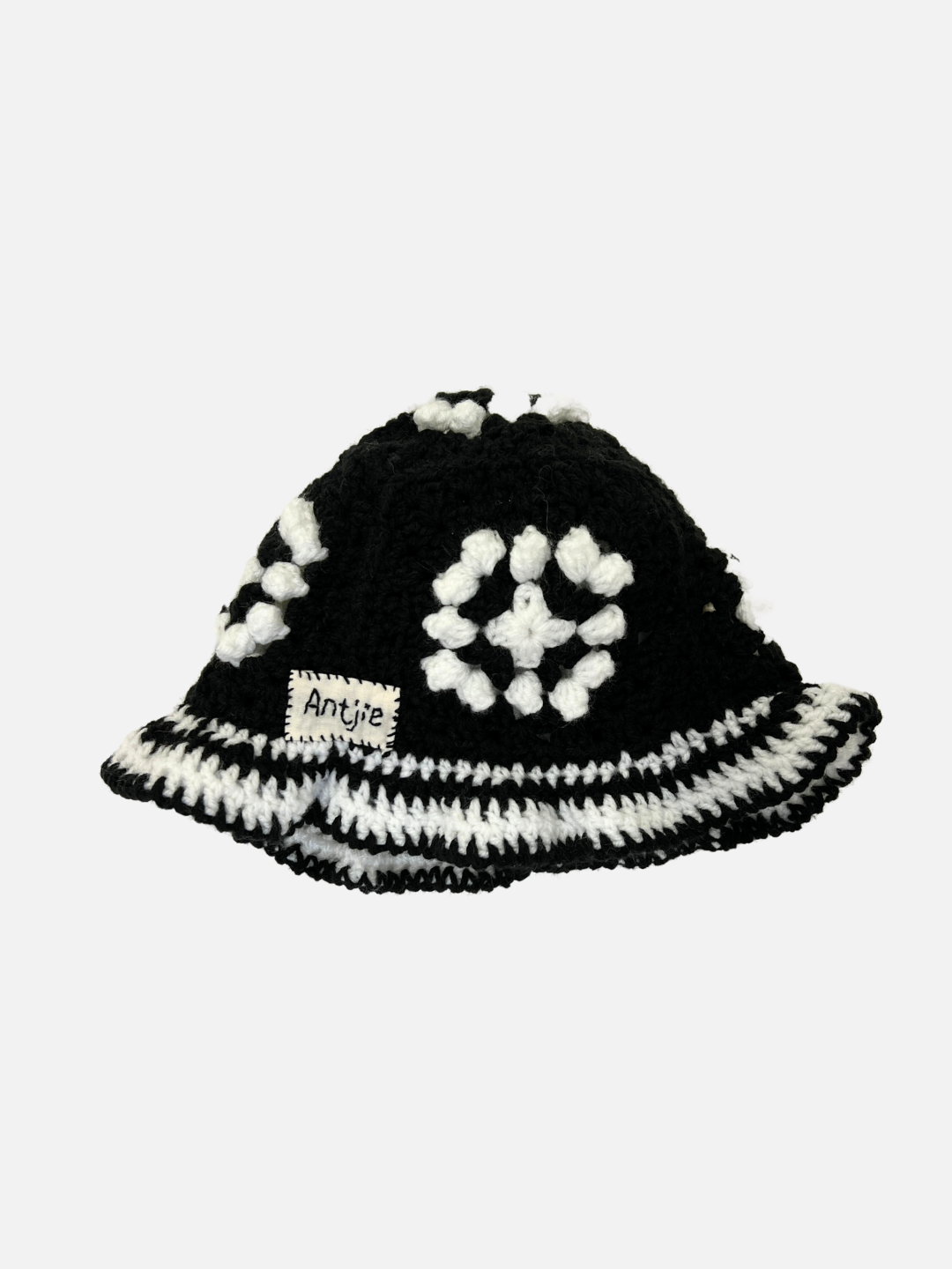 HAND-CROCHETED BUCKET HAT - 2-4Y