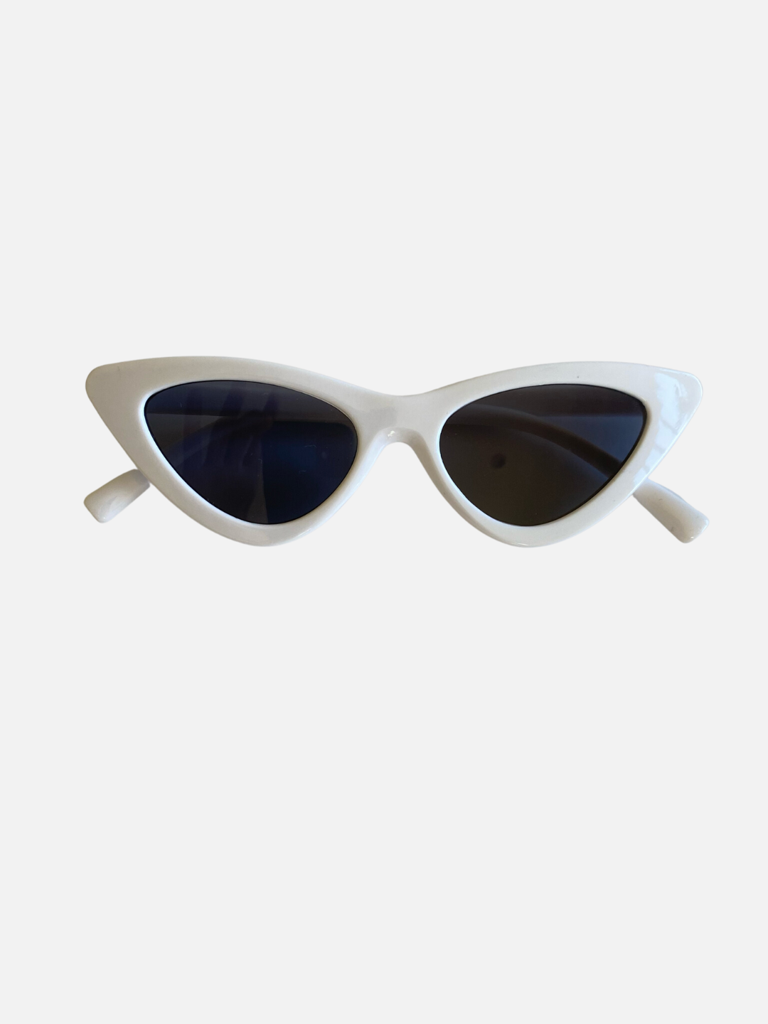 White | White Stingray Sunglasses Front View