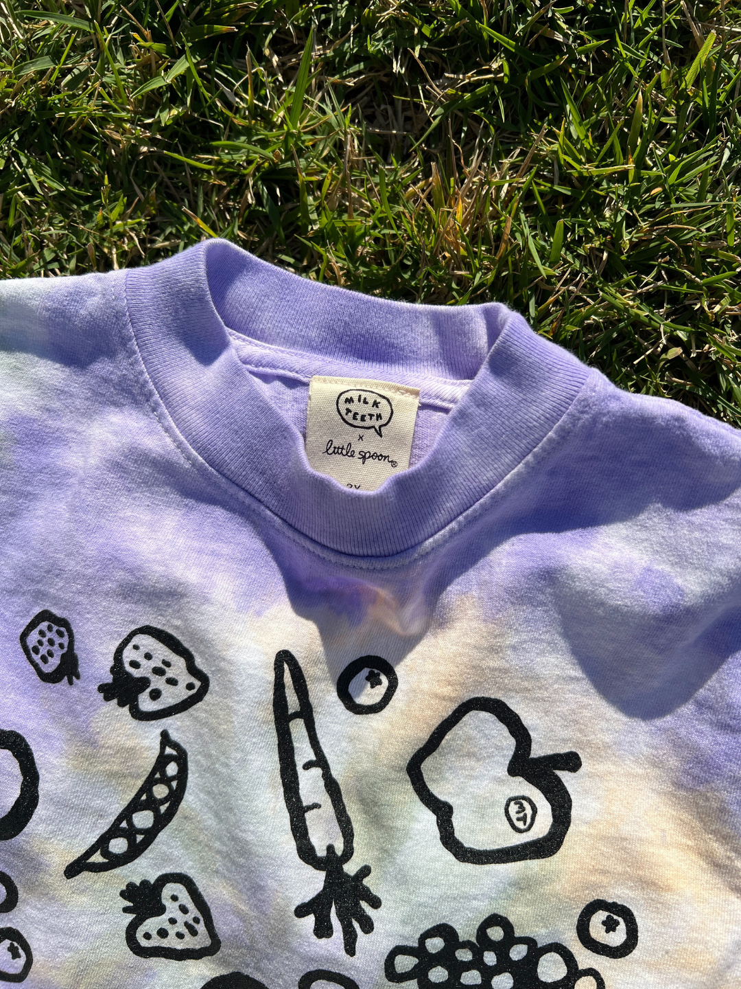 LUNCH BOX LONGSLEEVE TEE