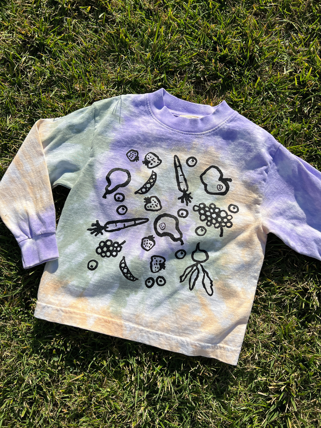 LUNCH BOX LONGSLEEVE TEE