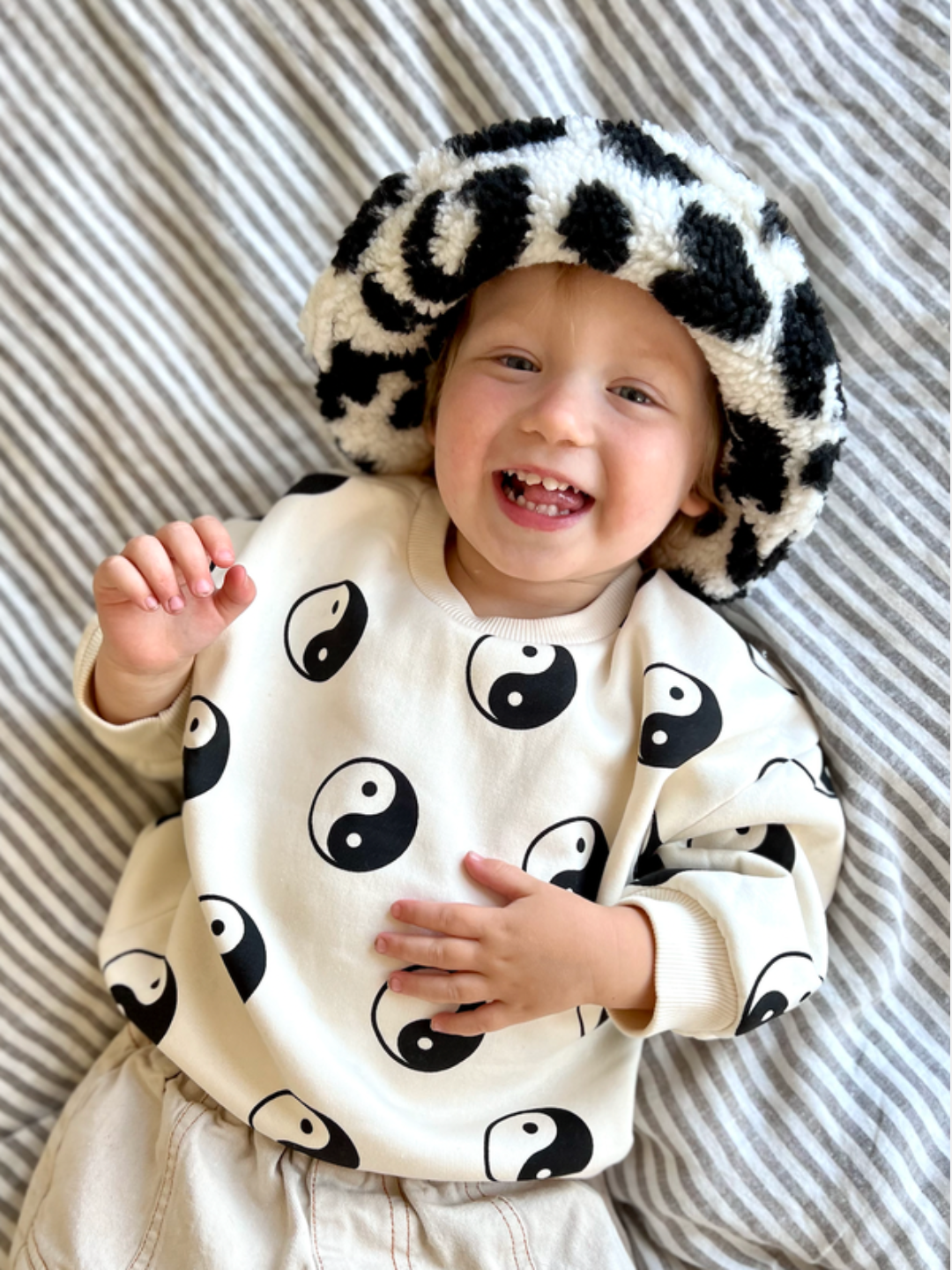 YIN YANG SWEATSHIRT