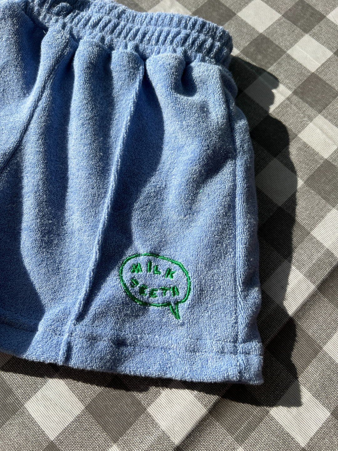 Blue | Close up on the embroidery