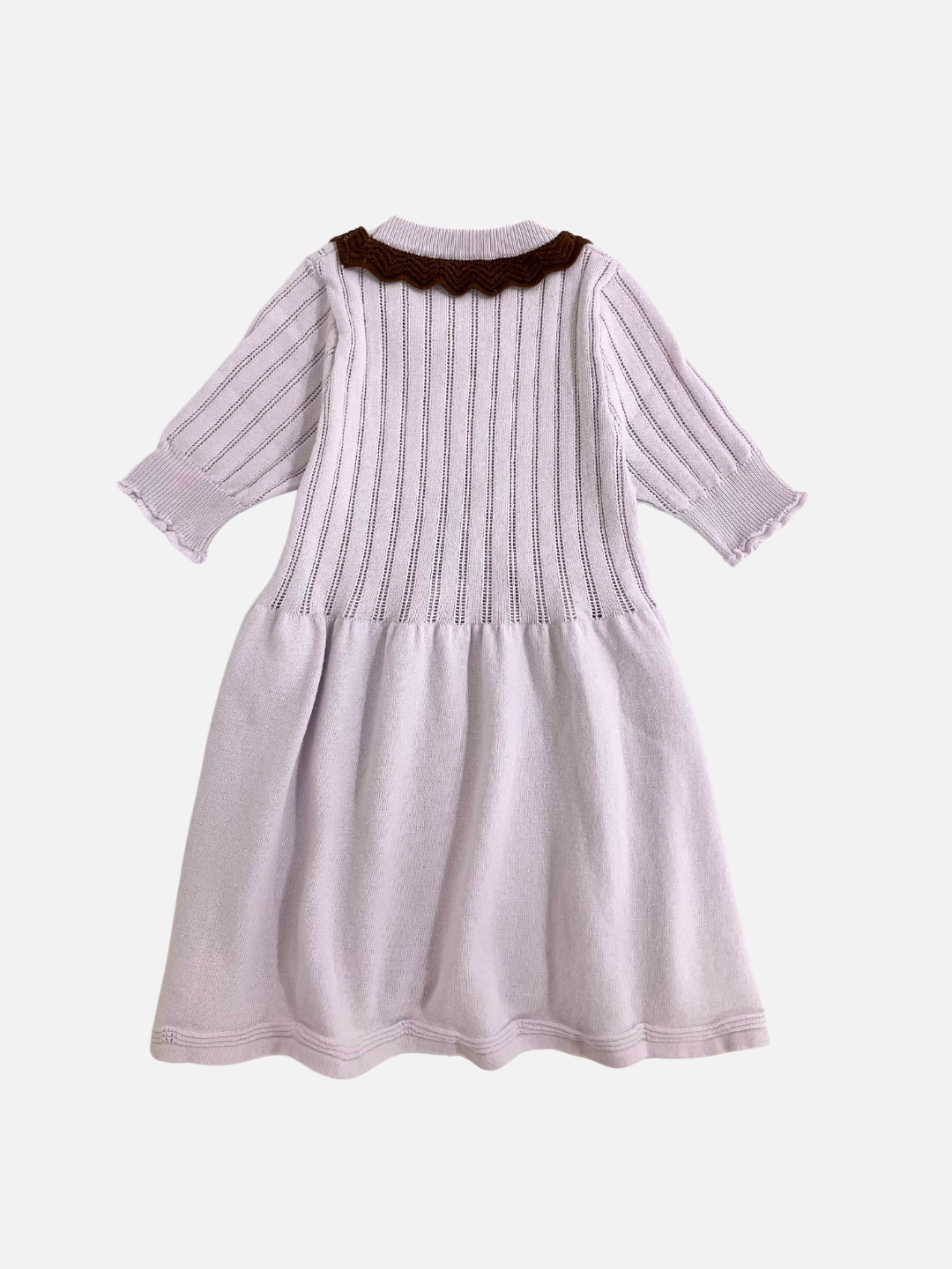 Lavender | Back view of the kid's Marlowe knit dress in Lilac with a quarter sleeve length and brown contrast collar 