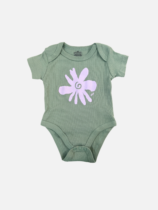 Image of Green | Green RIBBED COTTON ONESIE with a white abstract flower design, featured in our Baby Bodysuits collection.