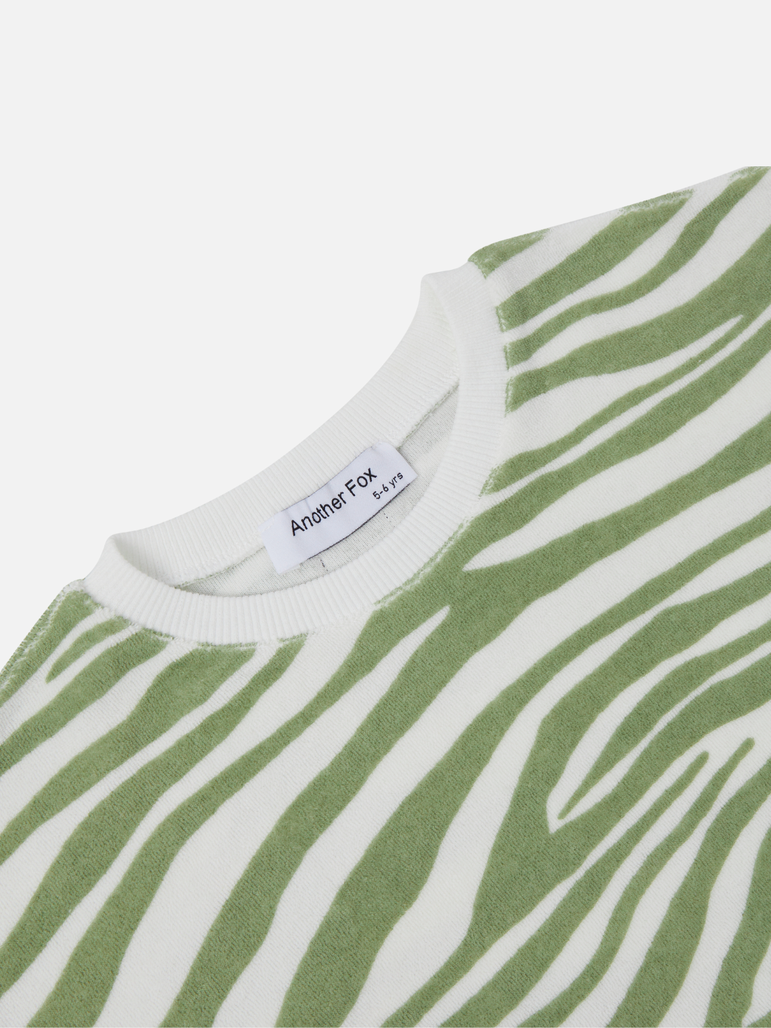Close up on the Terry Towel Tee in Tiger print