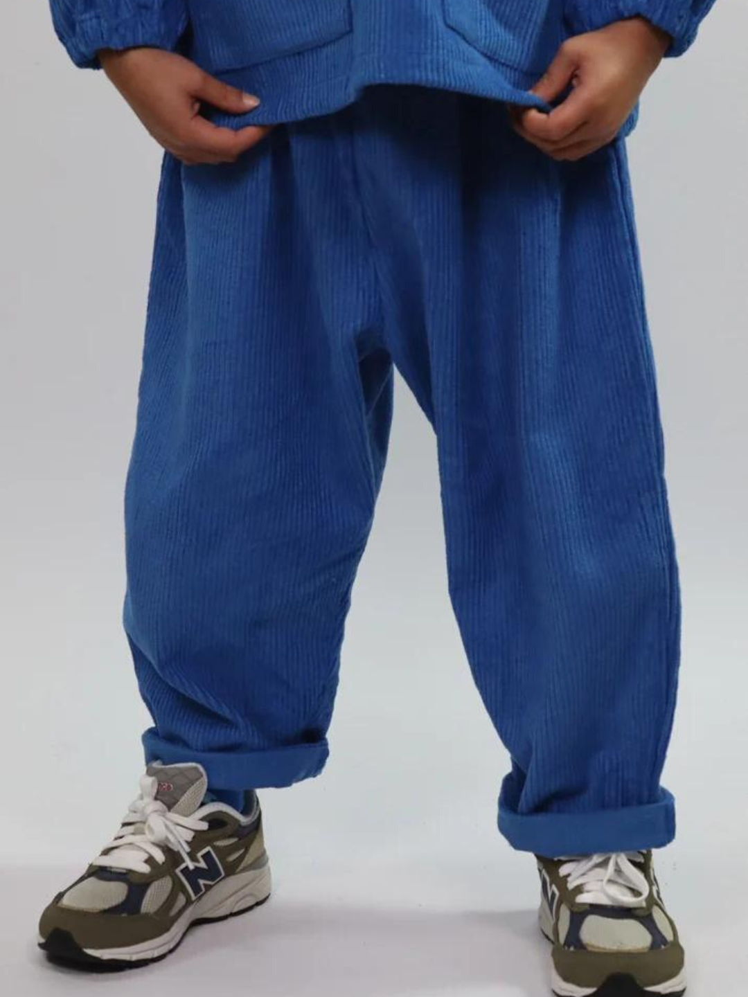 Blue | Child wearing blue kids' pants