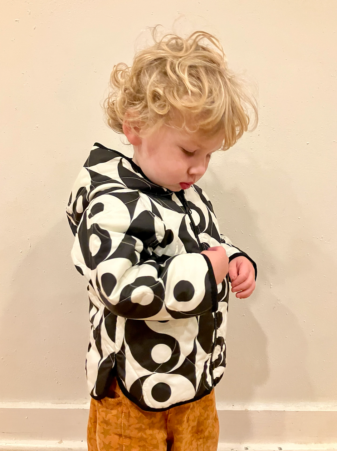 YIN YANG QUILTED COAT